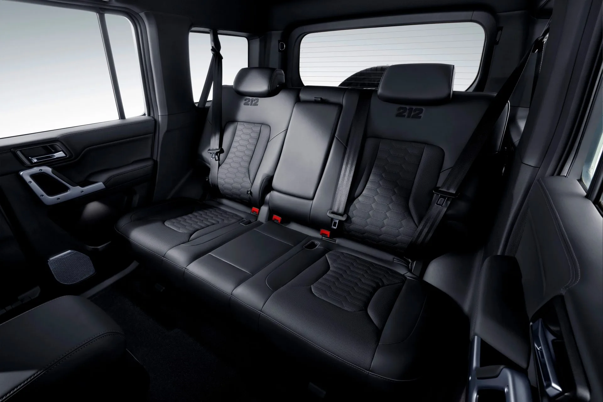 BAW BJ 212 — Interior
