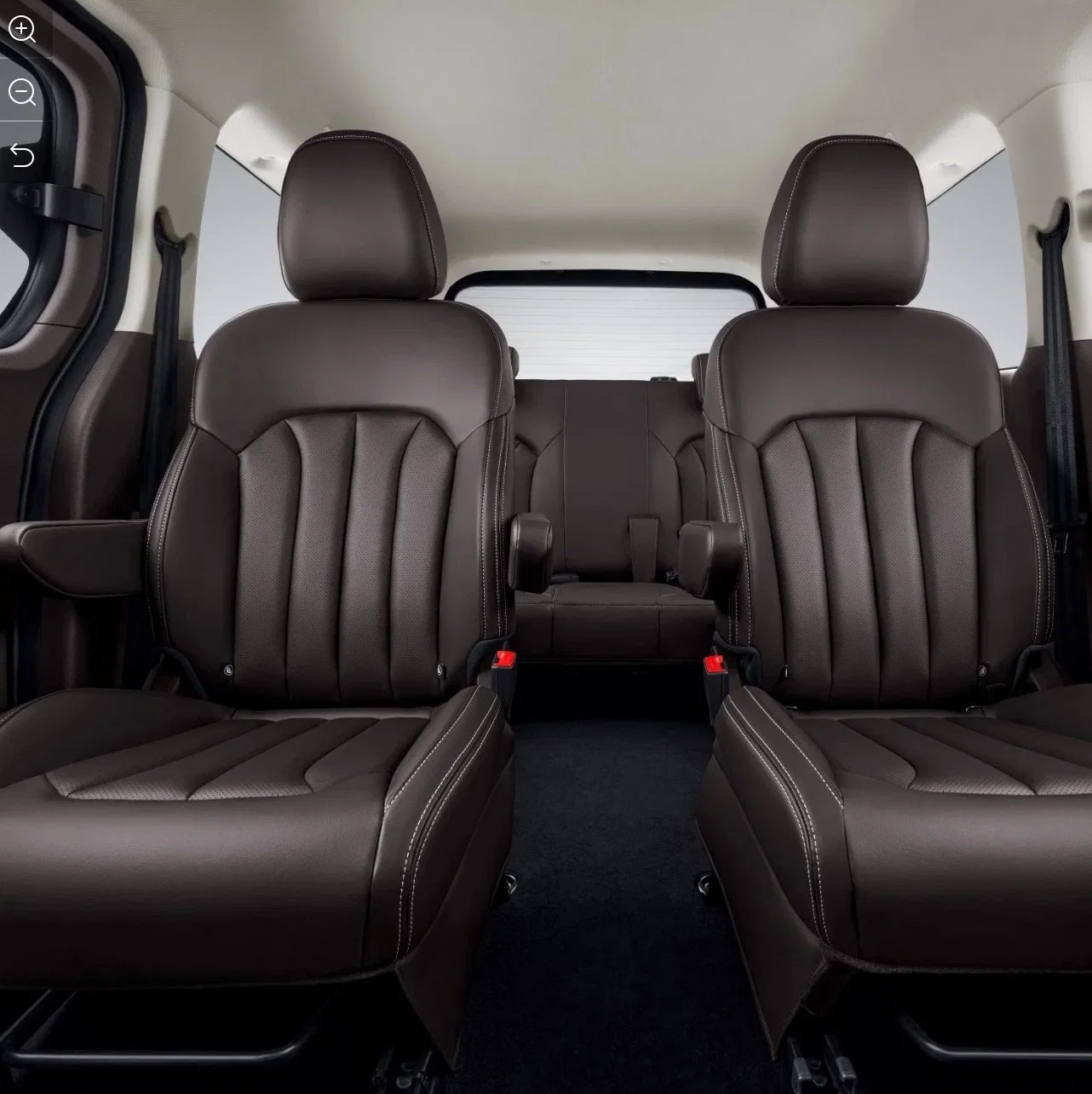 BAW Vans MPV 9 Puestos — Interior