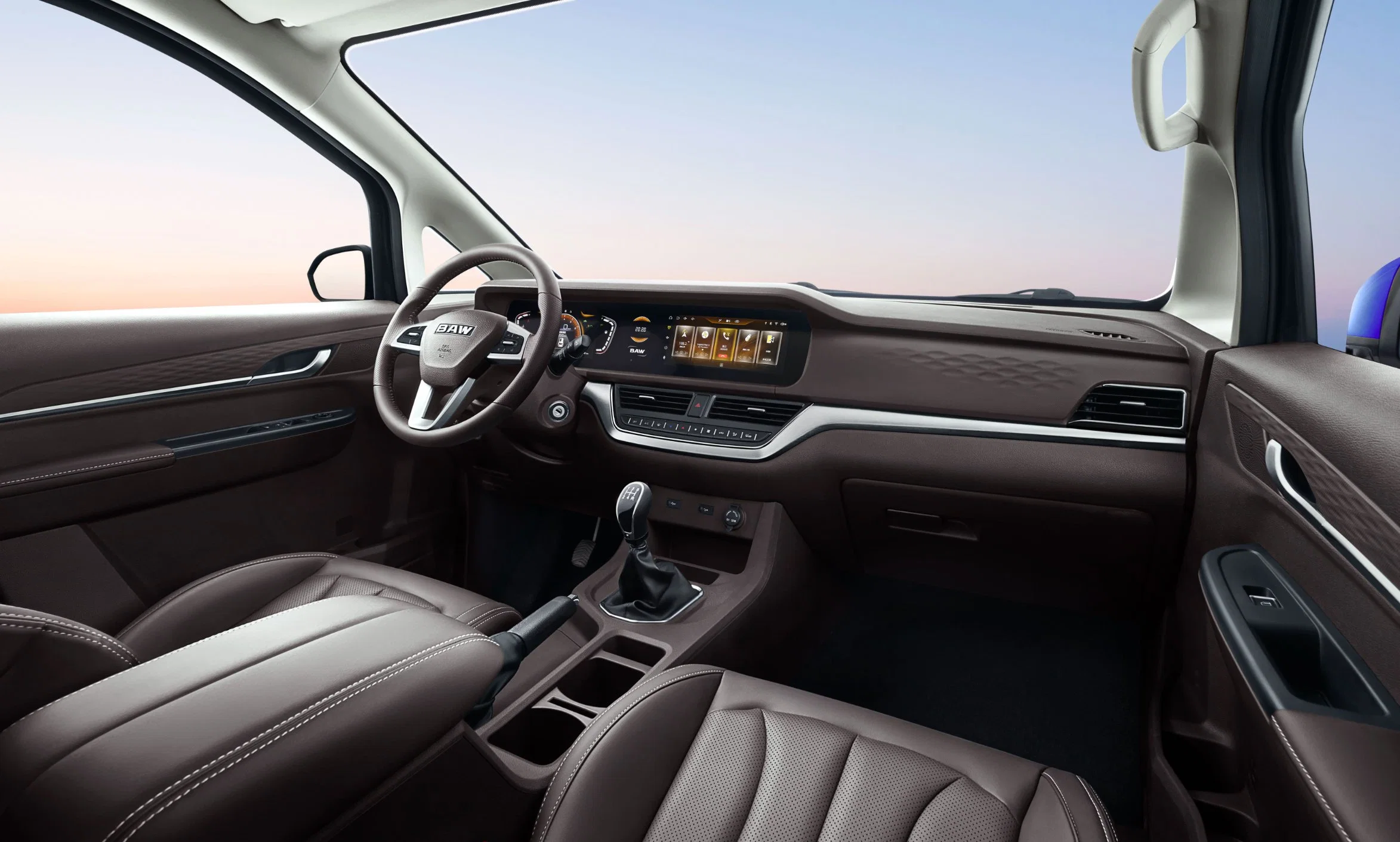 BAW Vans MPV Carga — Interior